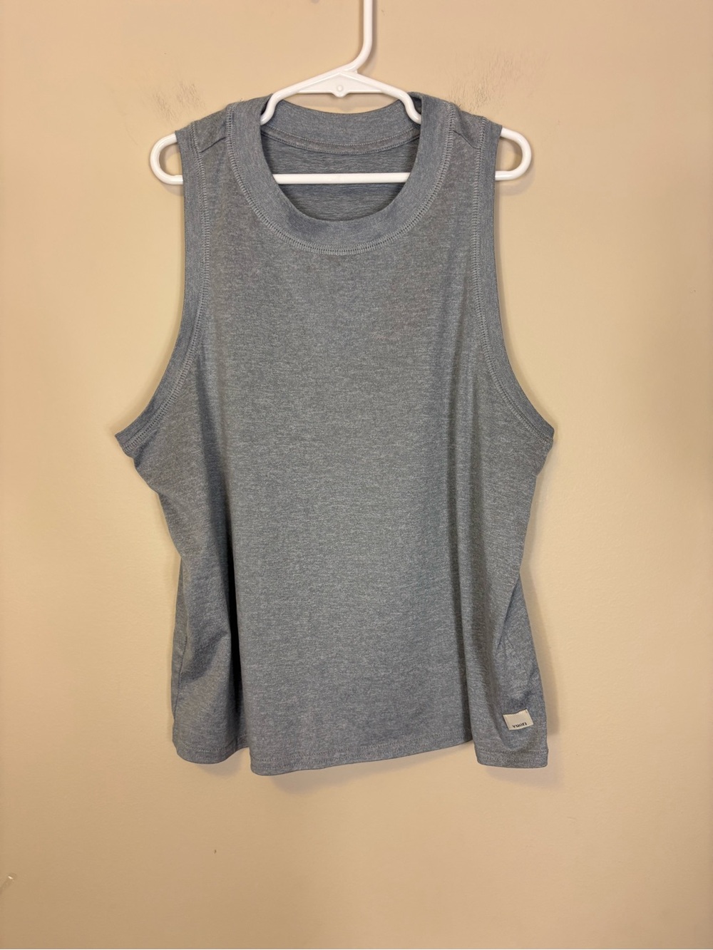 Vuori Performance Tank Top Heather Gray Women’s Small